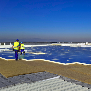 izolare acoperișuri industriale cu Thermotop Roof System